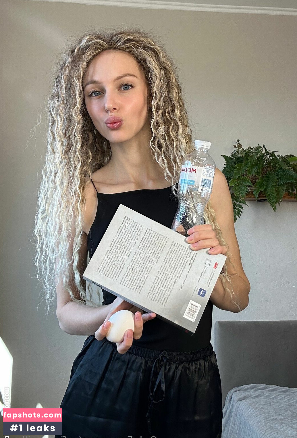 sofiaaamillerrr Nude Leaks OnlyFans Photos #35 - Fapshots