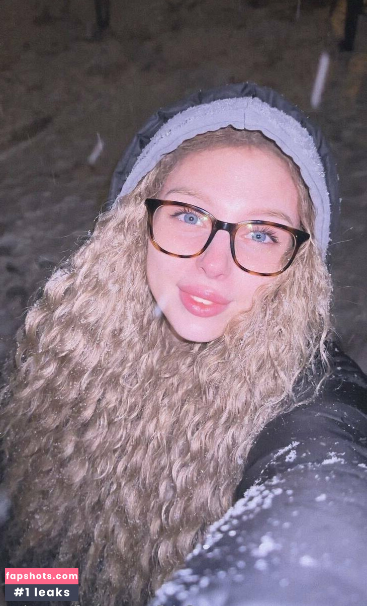 sofiaaaparker Nude Leaks OnlyFans Photos #6 - LeakJerk