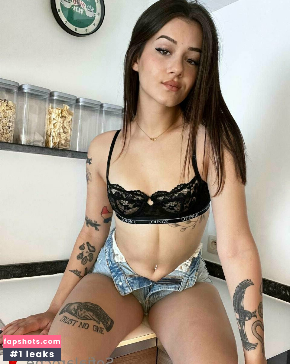 sofialaroche gallery photo #17