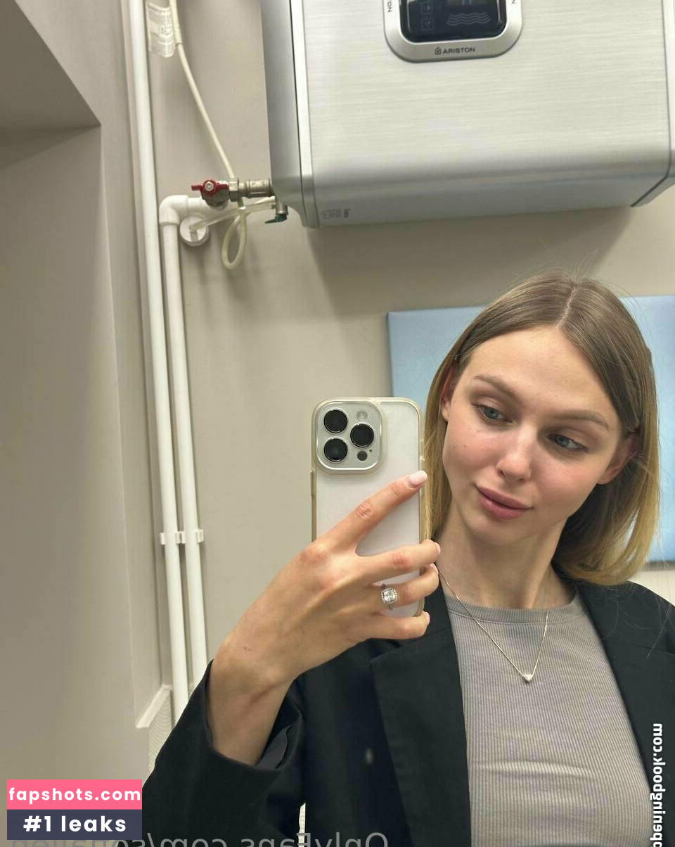 sofialien Nude Leaks OnlyFans Photos #105 - Fapshots