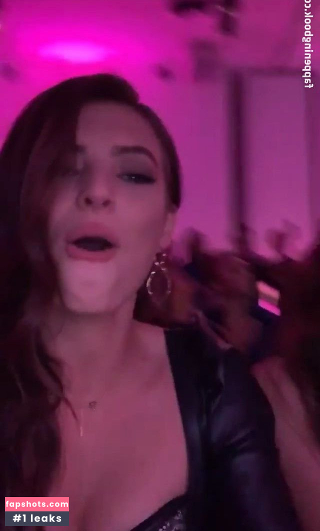 Sofie Rovenstine gallery photo #4