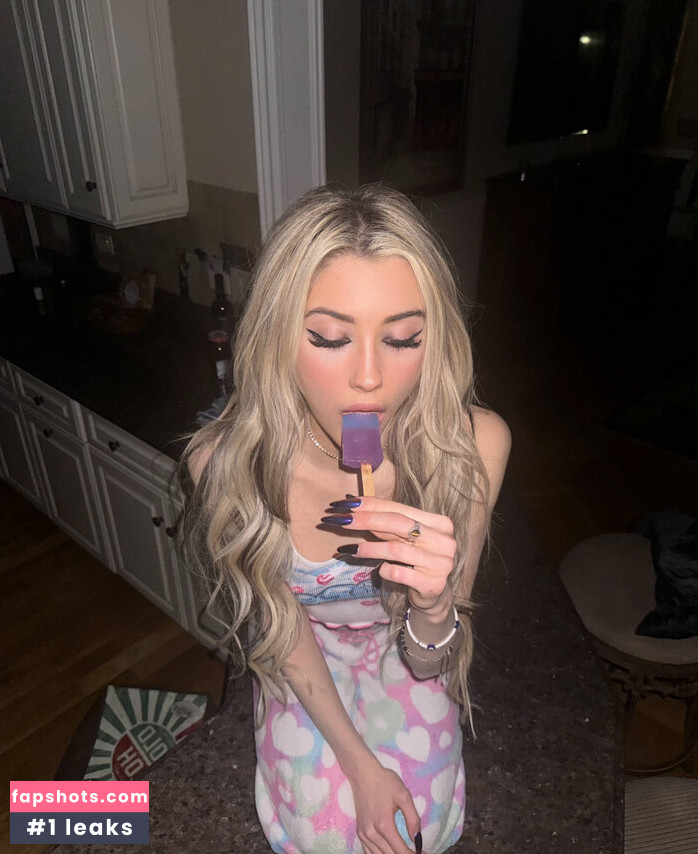 Sofie SanFilippo gallery photo #6