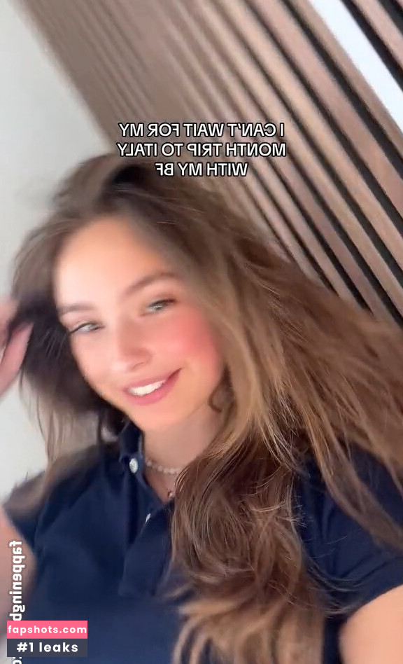 Sofie Snoeck gallery photo #14