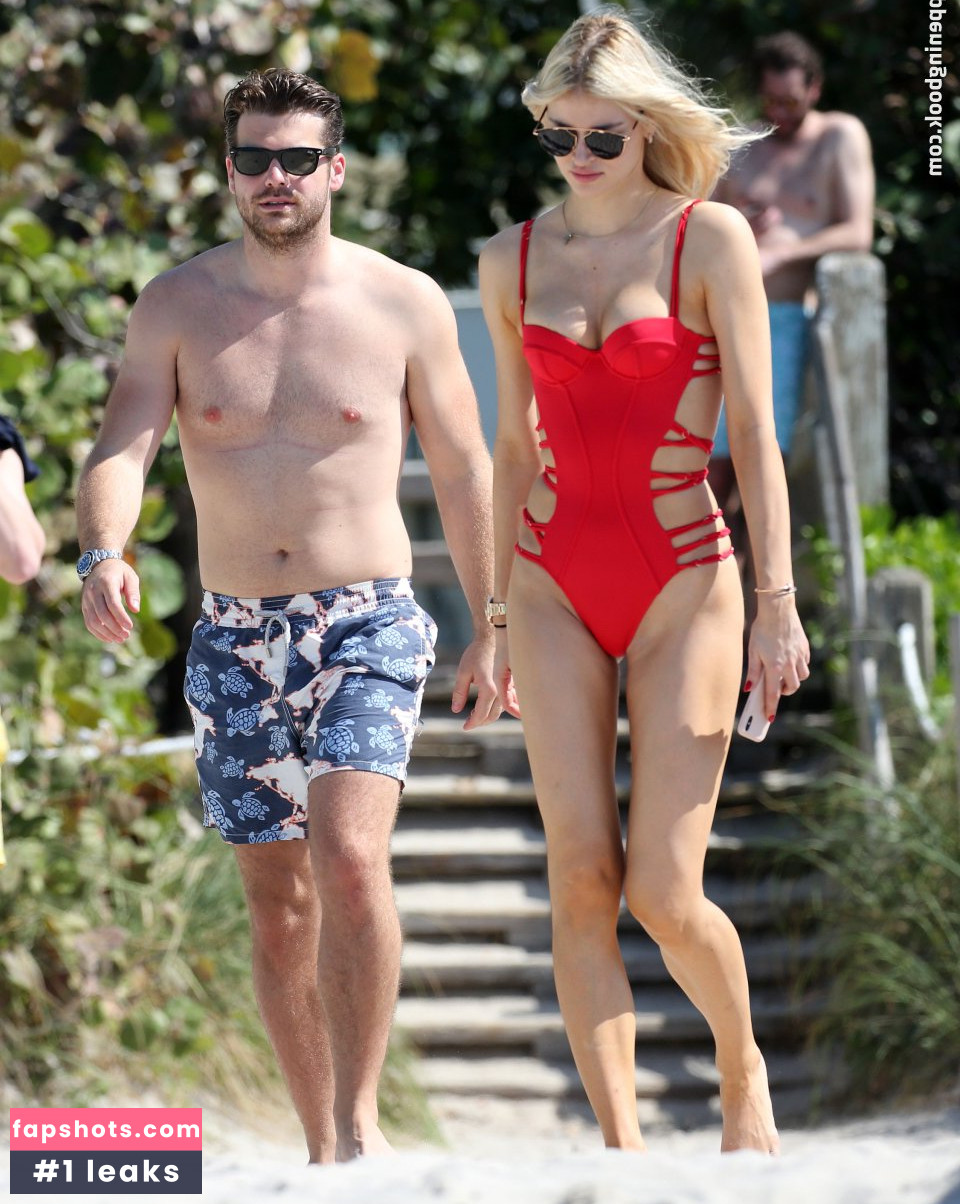 Sofija Milosevic gallery photo #26