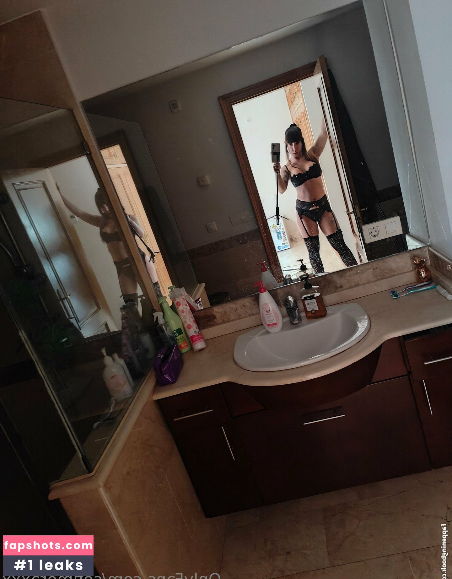 sofimoraxxx gallery photo #5