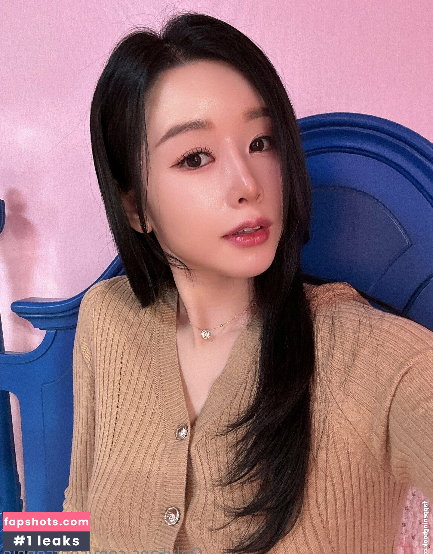 sofitsophie gallery photo #6