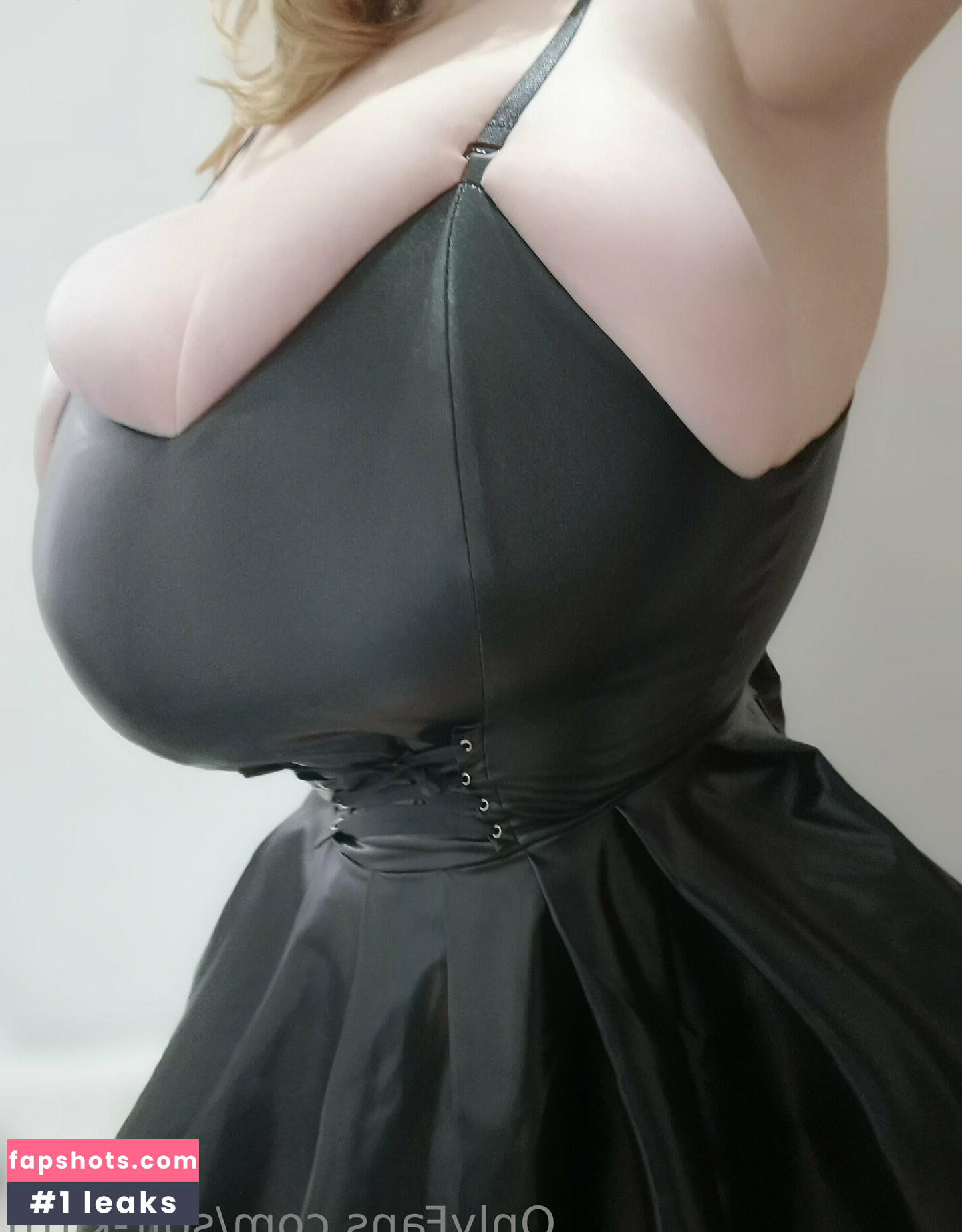 Soft_kittn gallery photo #163