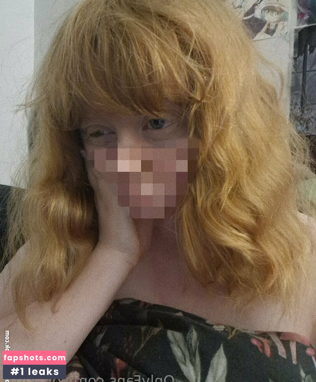 Soft_kittn gallery photo #176