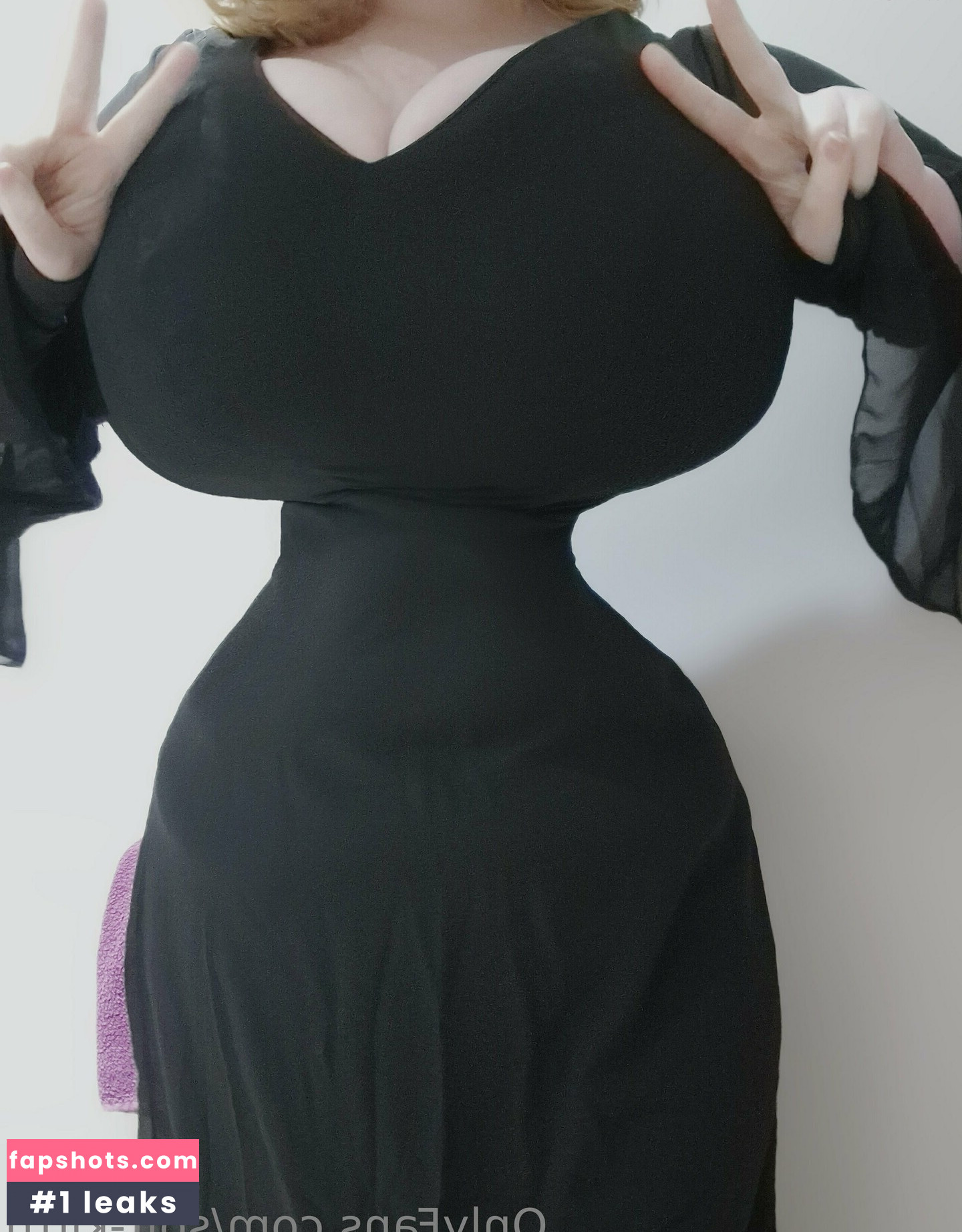 Soft_kittn gallery photo #243