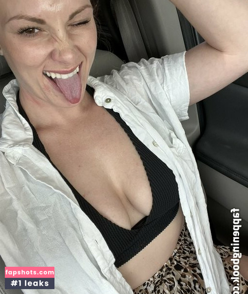 Sofya Brooke gallery photo #5