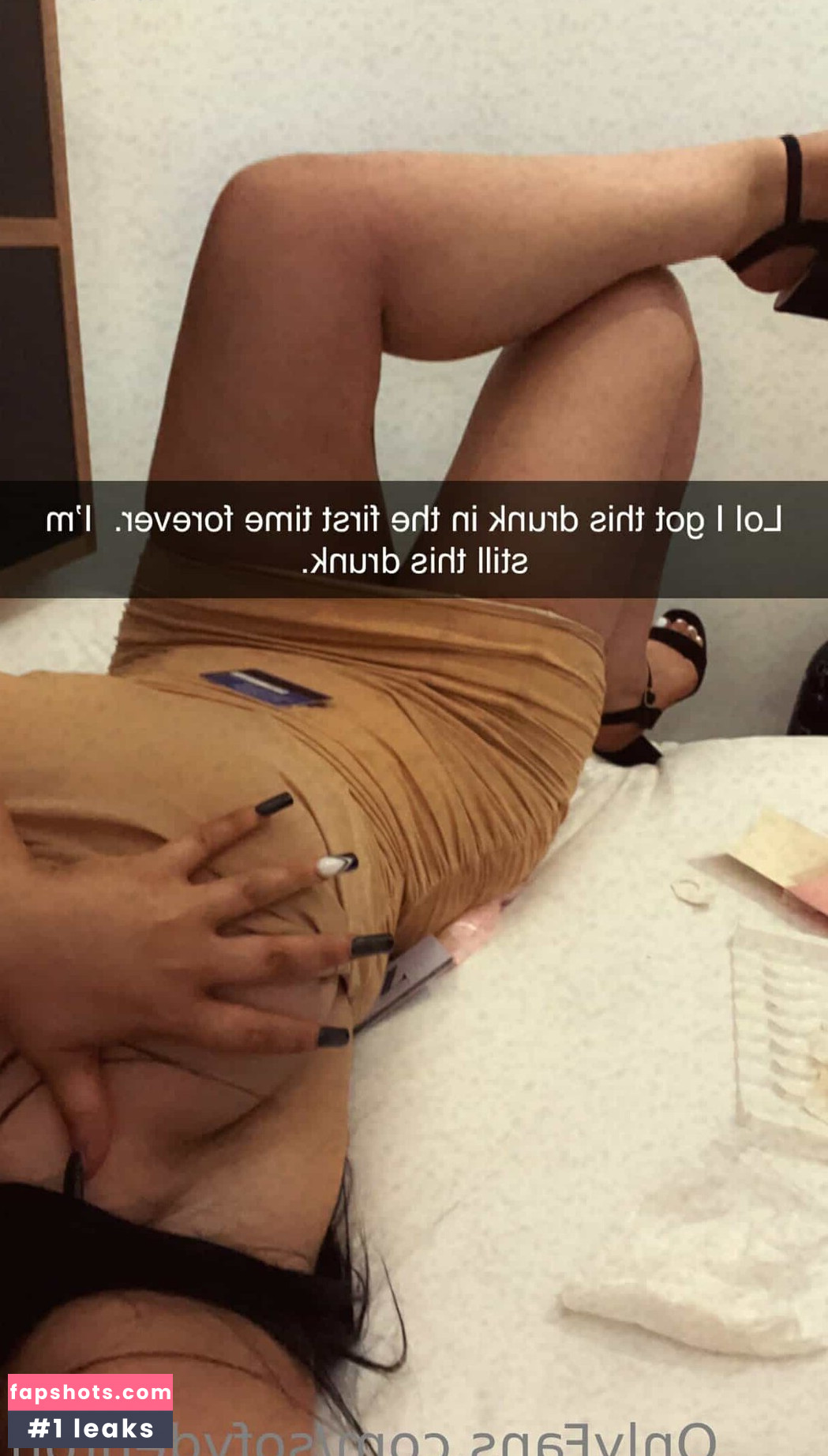 SofyDenton nude babe gallery