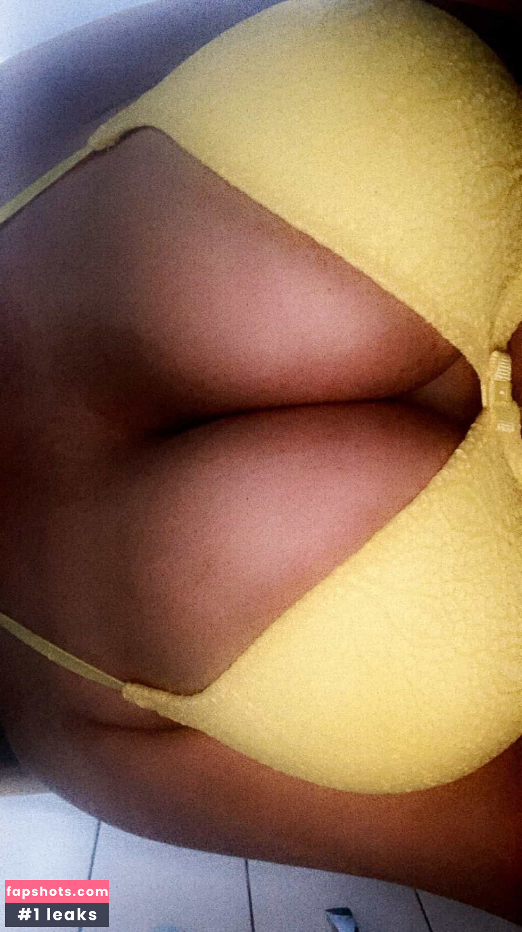 SofyDenton gallery photo #17