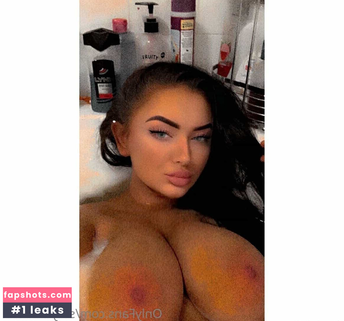 SofyDenton gallery photo #5