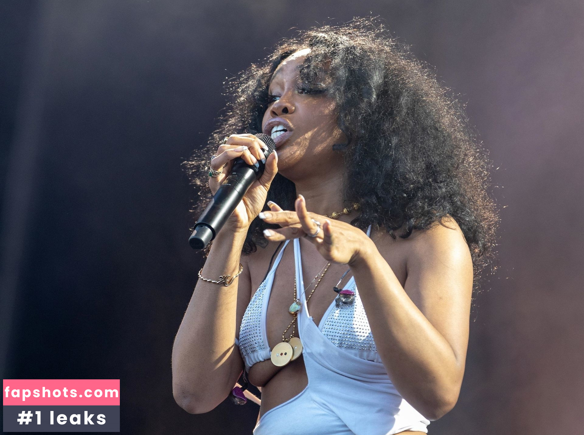 Solana Imani Rowe gallery photo #3