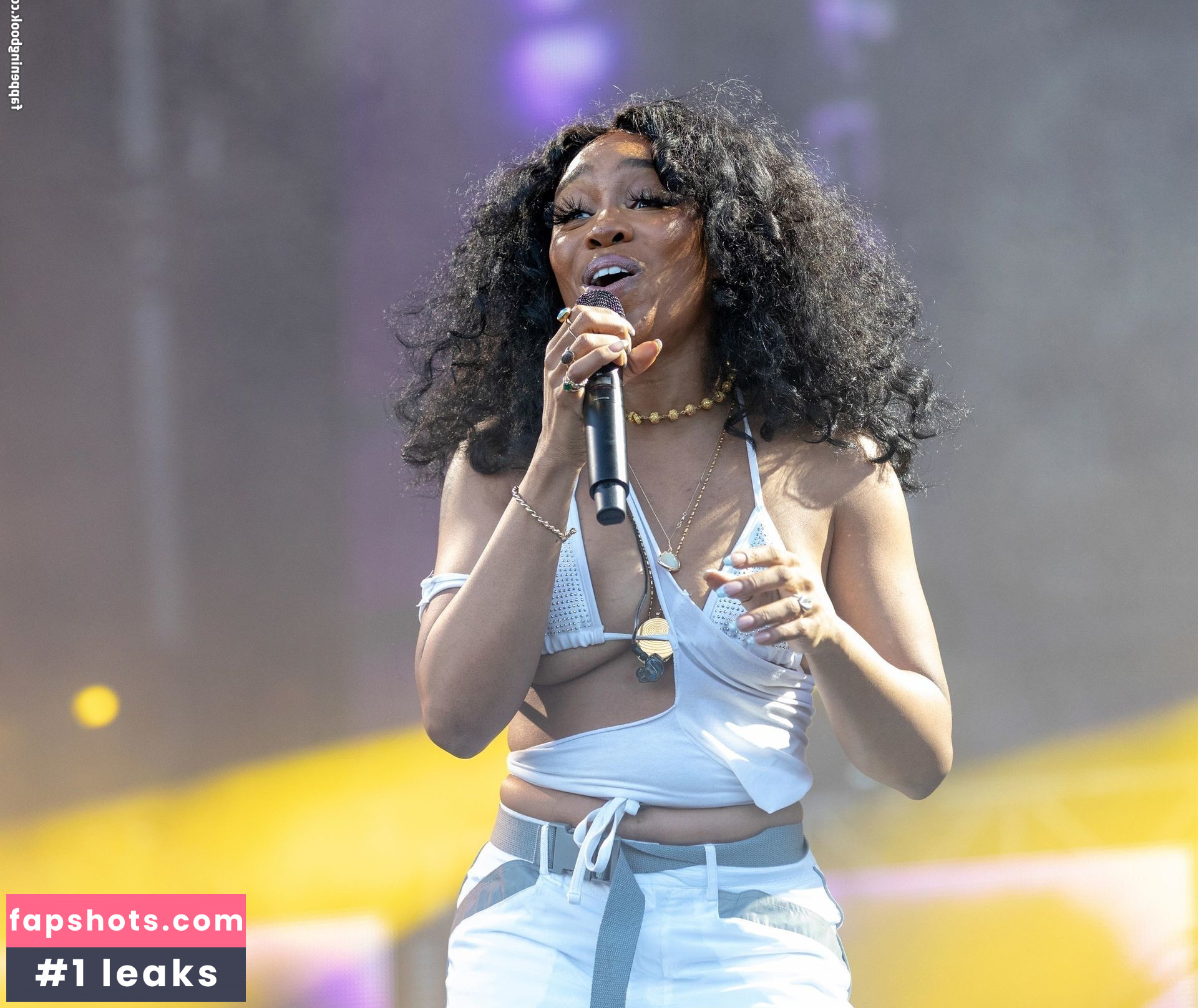 Solana Imani Rowe gallery photo #4