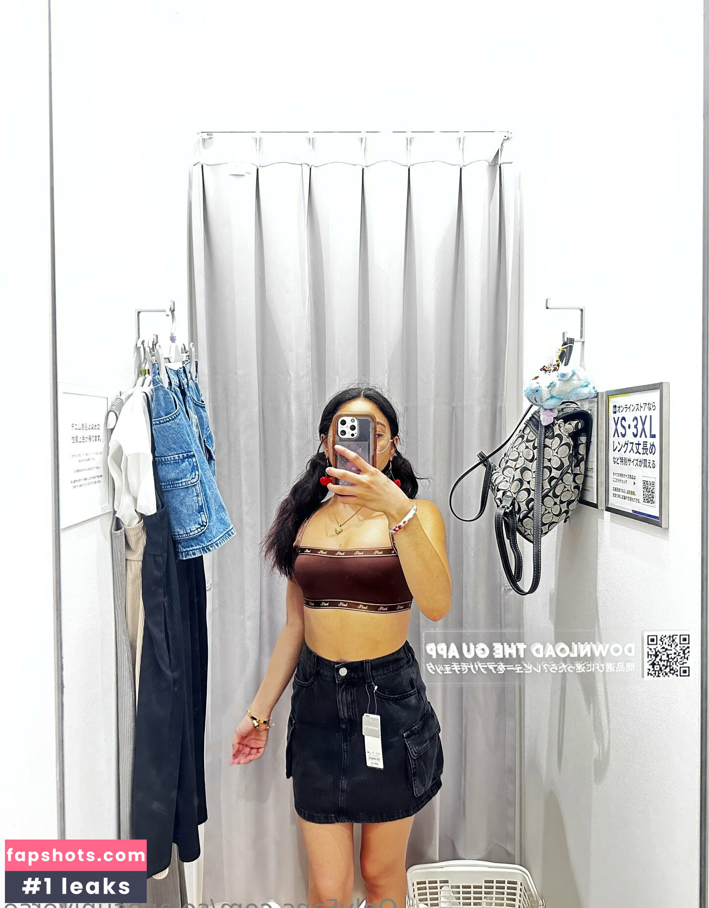 solanasuniverse nude babe gallery