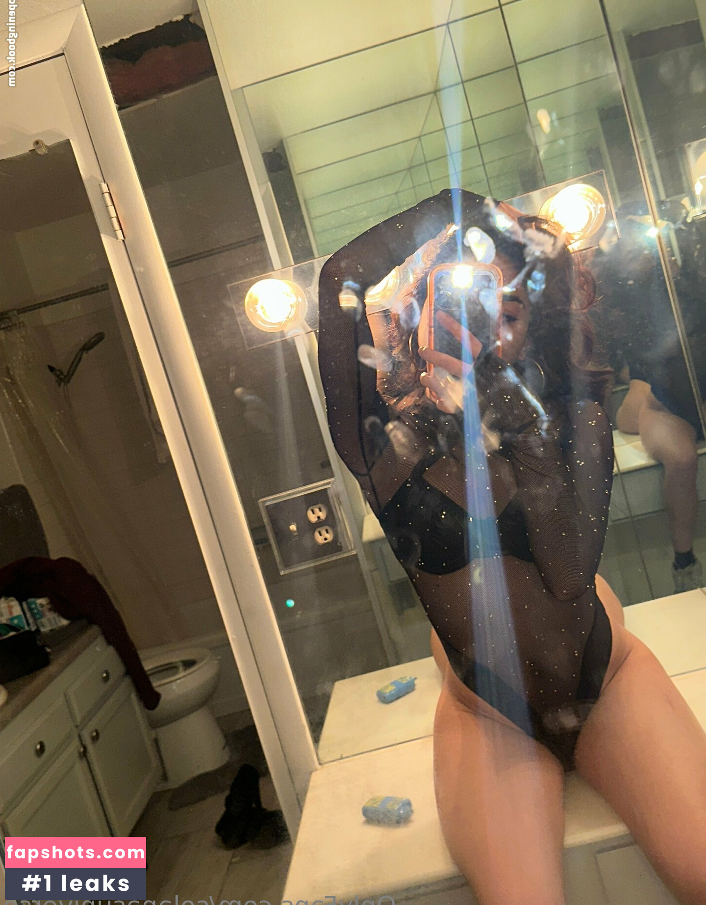 solanasuniverse gallery photo #5