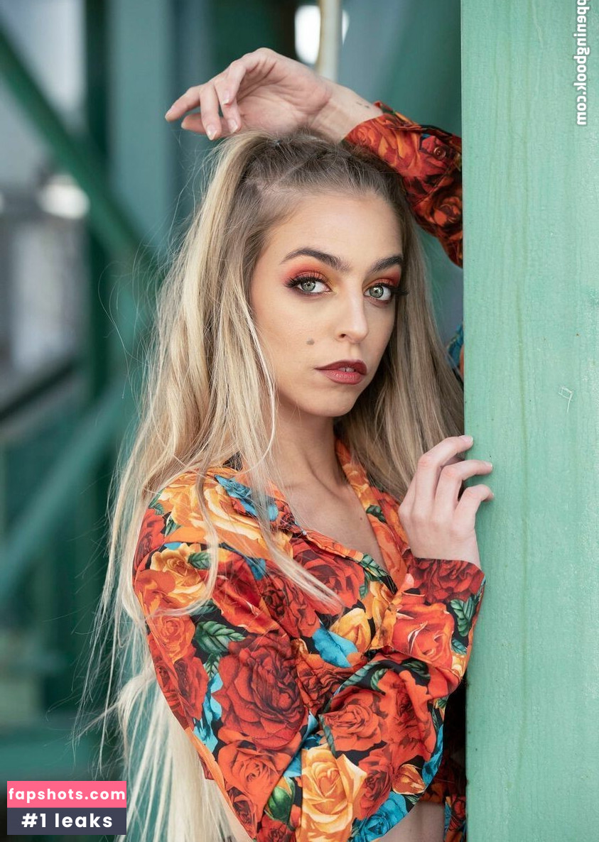 Solange Rodrigues Nude Leaks OnlyFans Photos #9 - LeakJerk