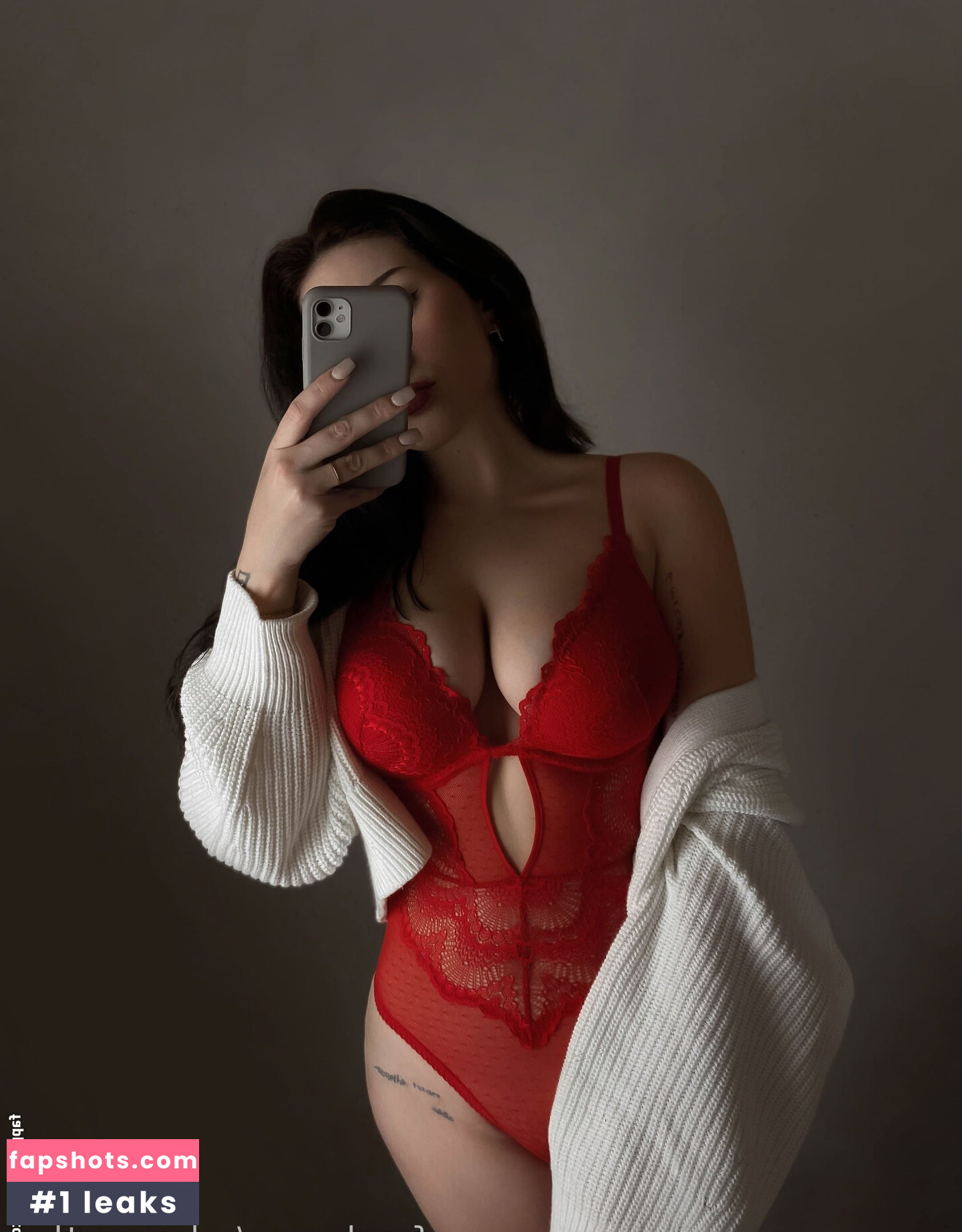 solaraeesther gallery photo #5