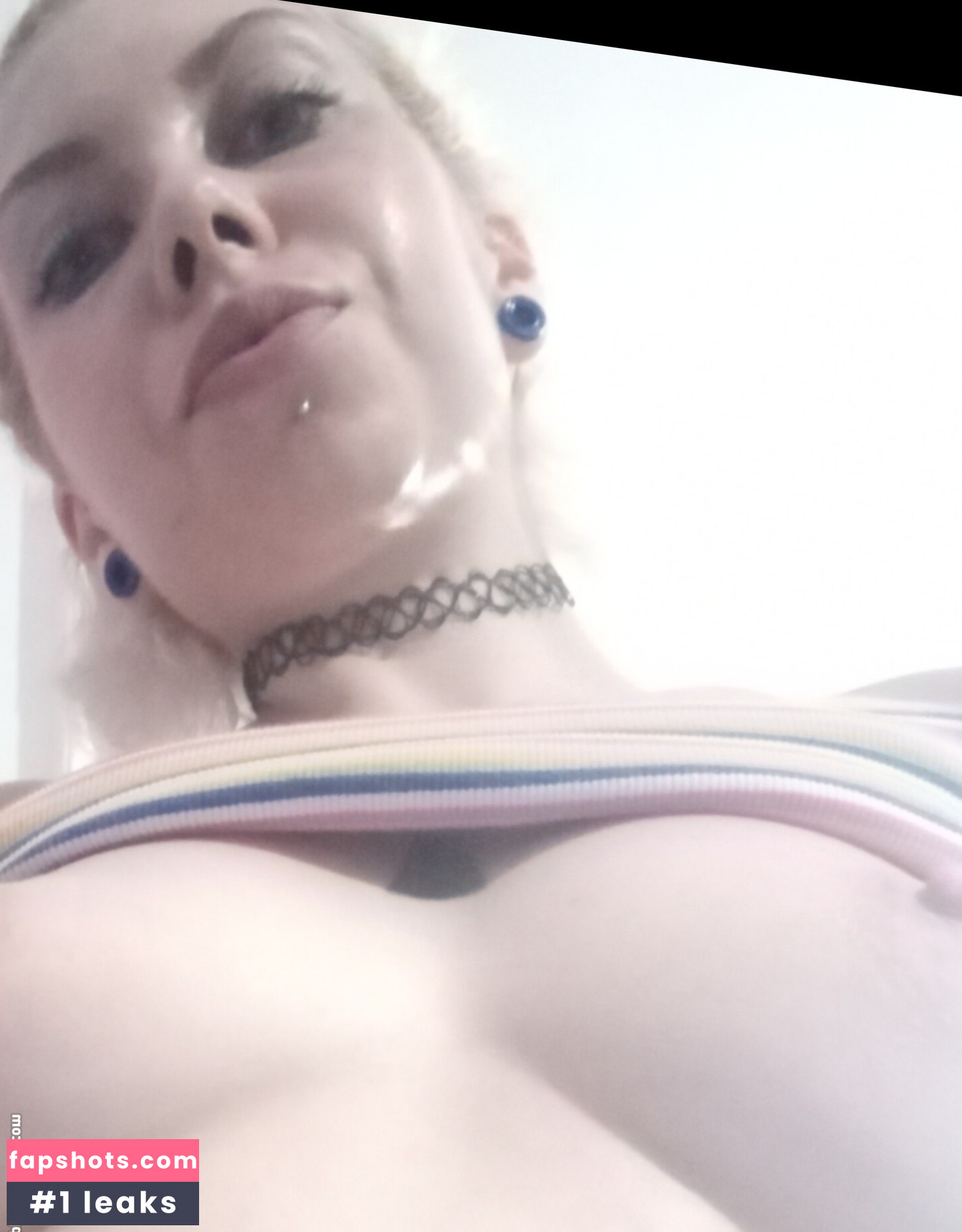 solarislofy nude babe gallery