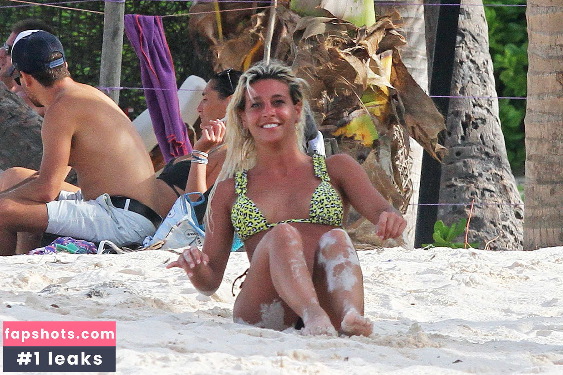 Solci Perez gallery photo #18