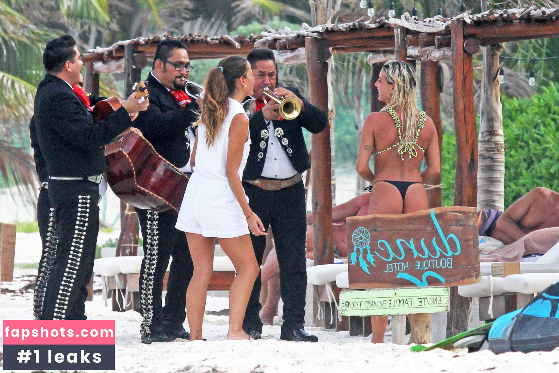 Solci Perez gallery photo #36