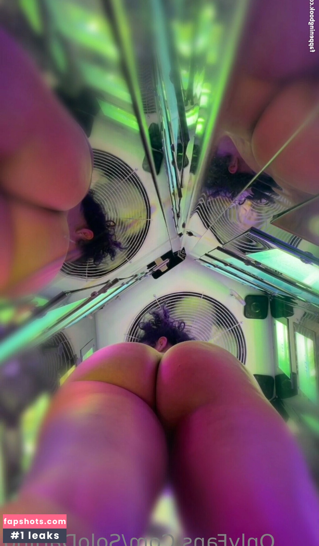 Solo Darling gallery photo #15