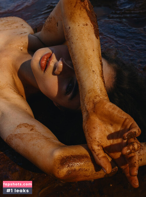 Solomia Maievska gallery photo #981