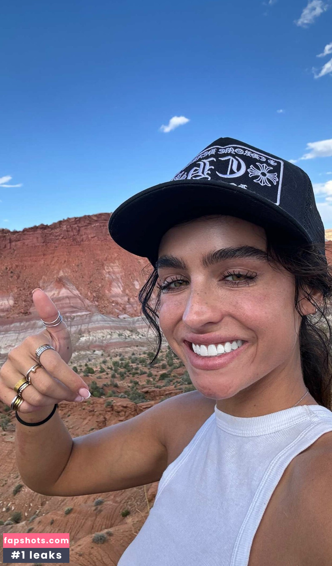 Sommer Ray gallery photo #147