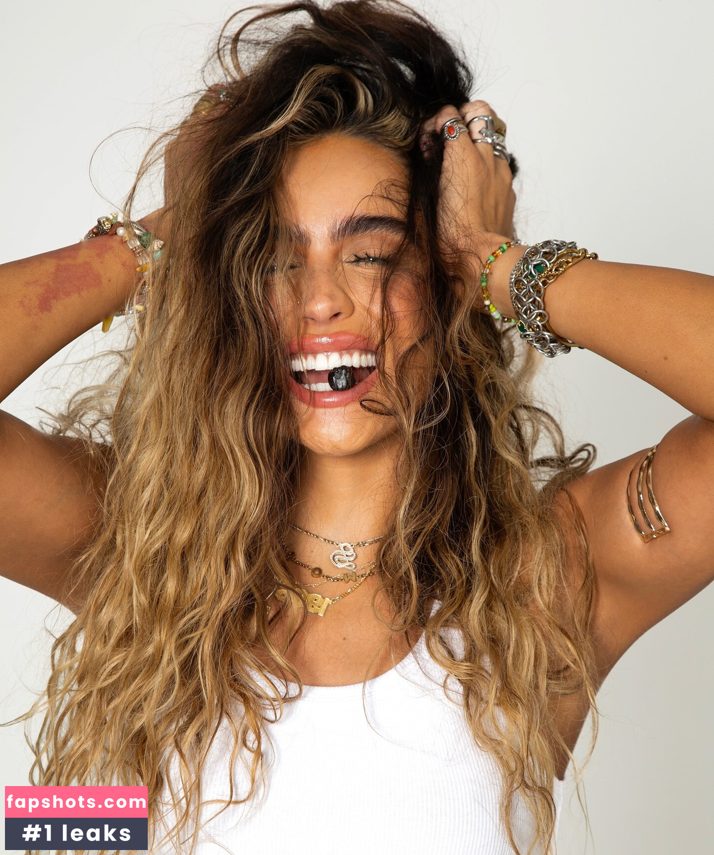 Sommer Ray gallery photo #246