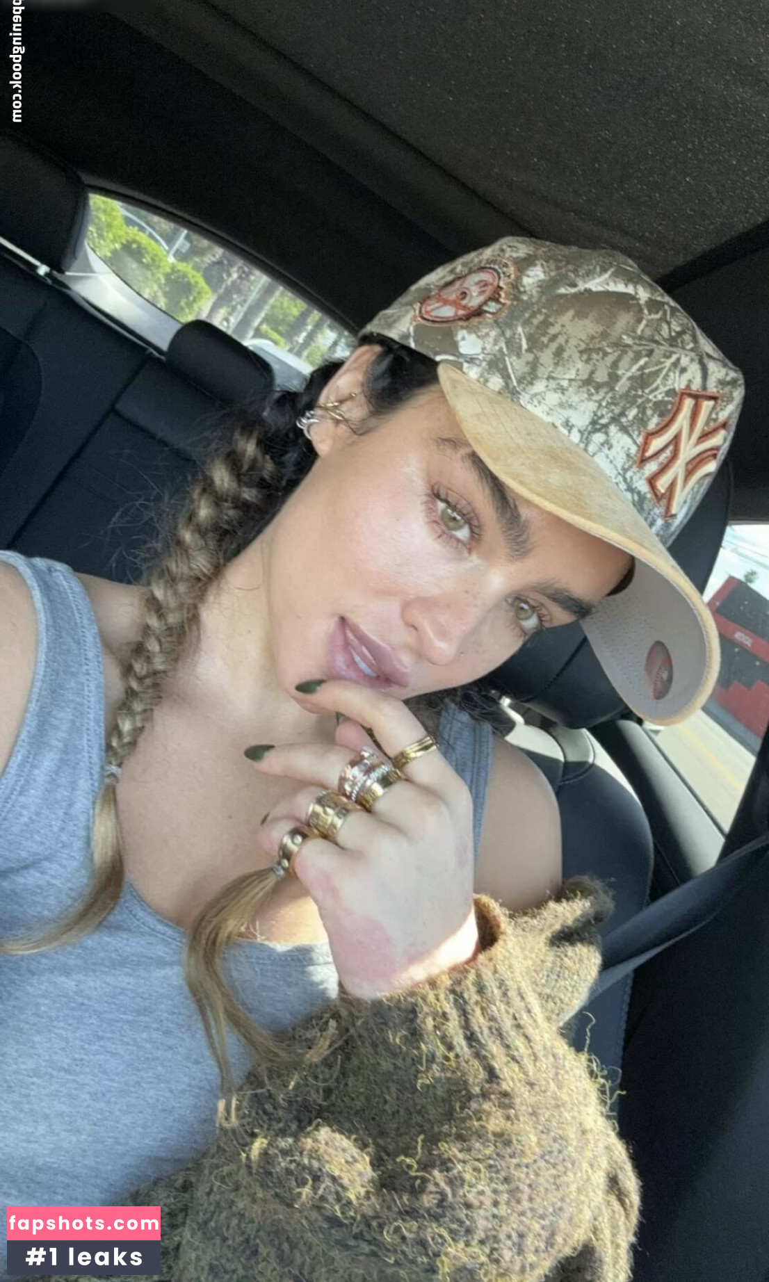 Sommer Ray gallery photo #290