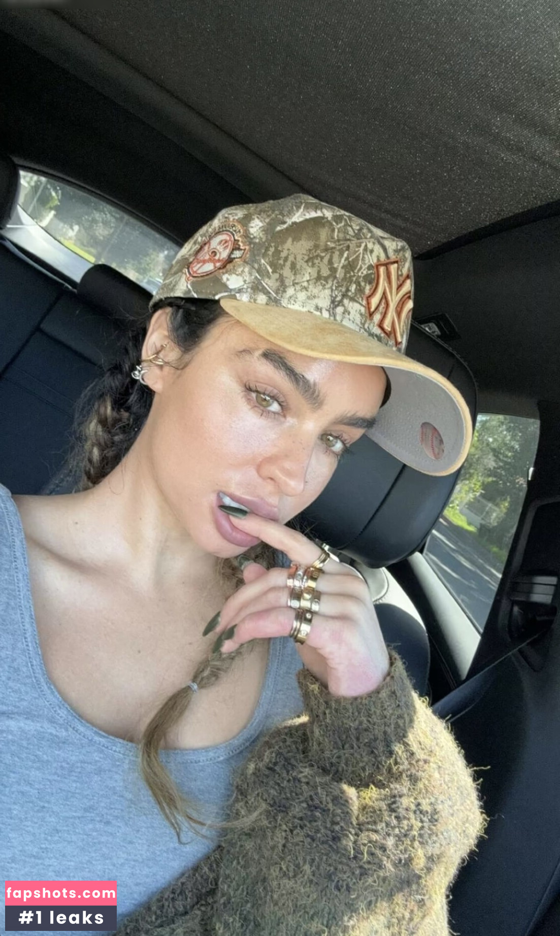 Sommer Ray gallery photo #294