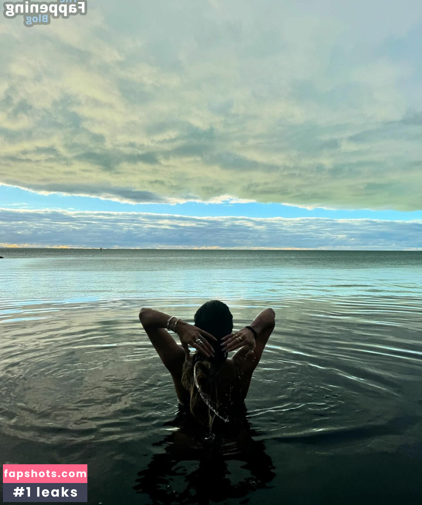 Sommer Ray gallery photo #367