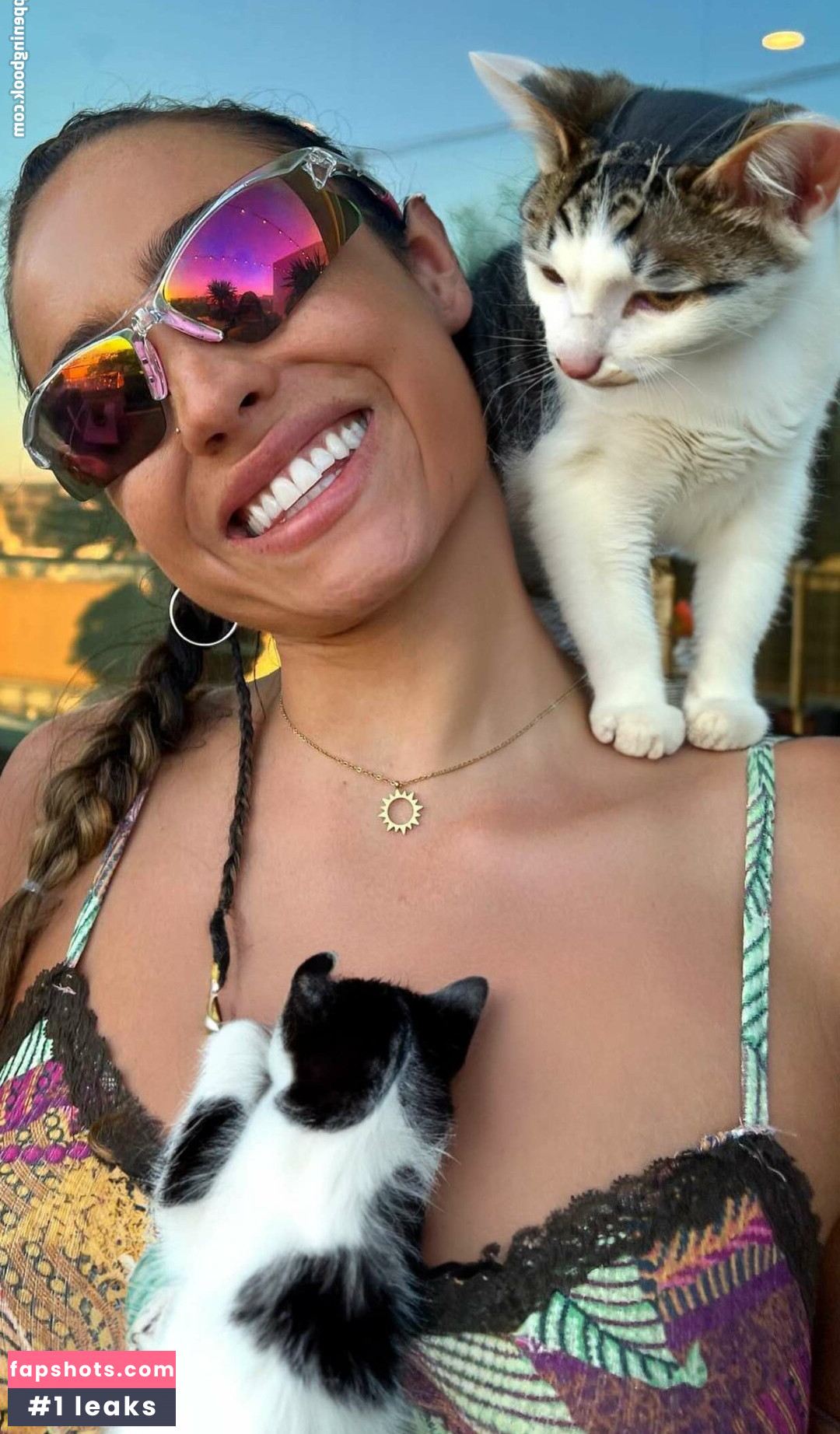 Sommer Ray gallery photo #406