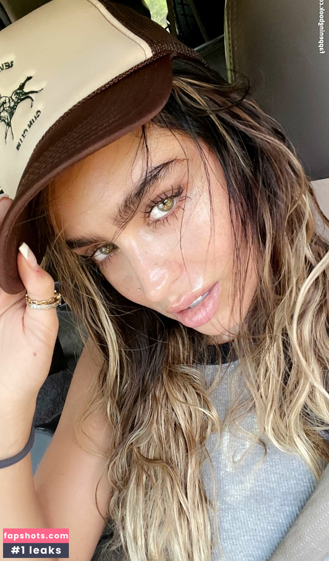 Sommer Ray gallery photo #486