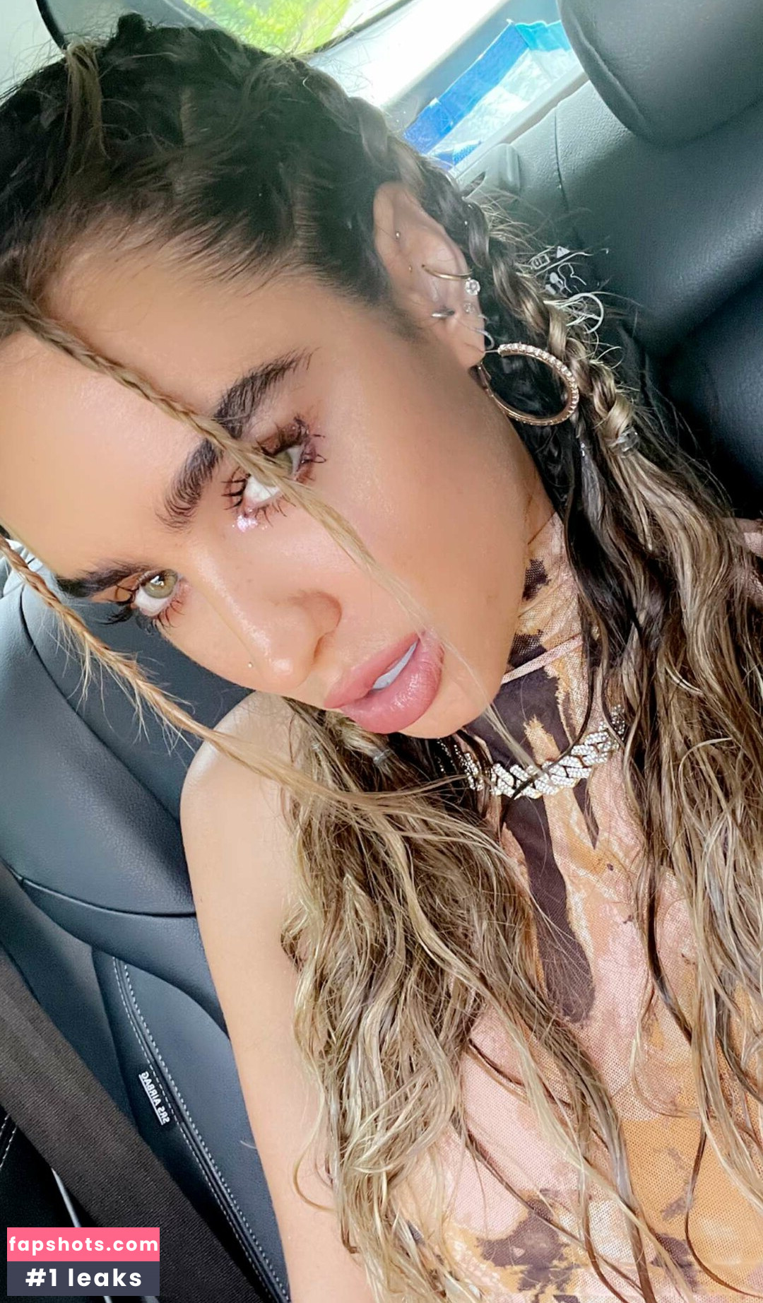 Sommer Ray gallery photo #538