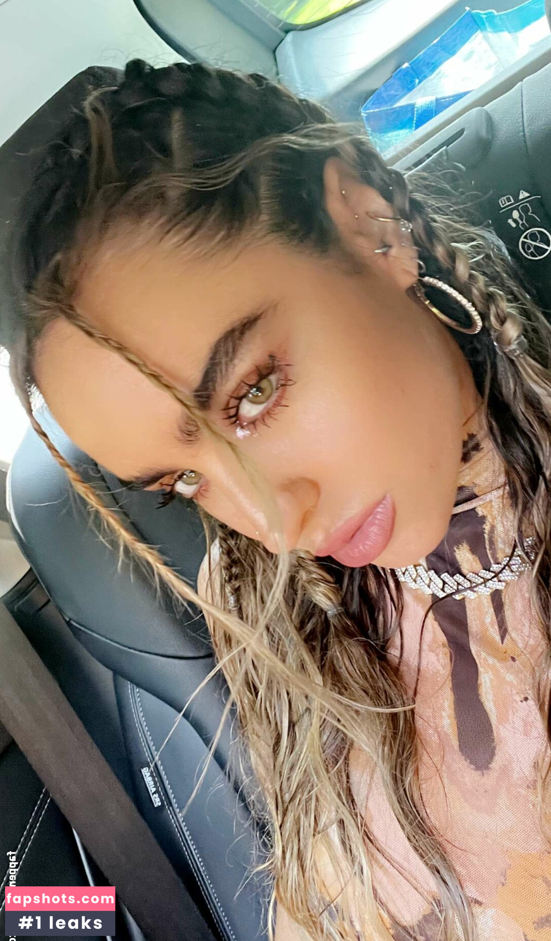 Sommer Ray gallery photo #539