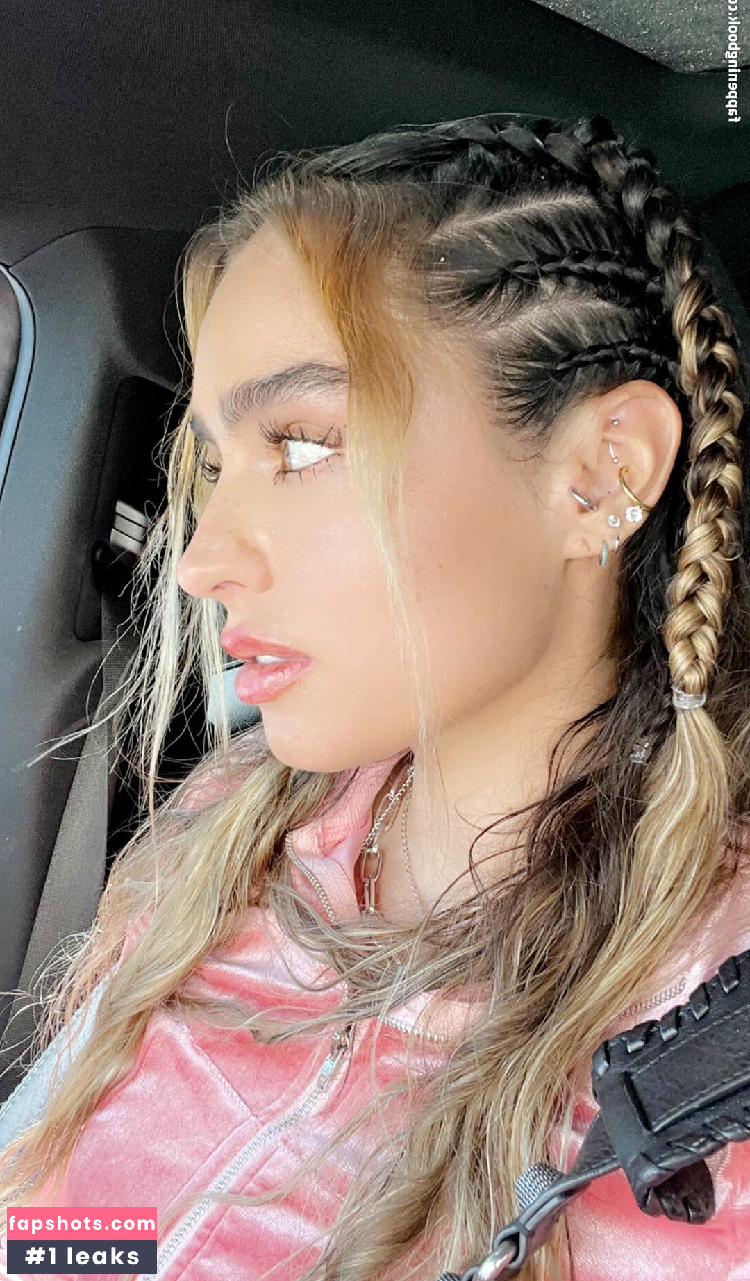 Sommer Ray gallery photo #540