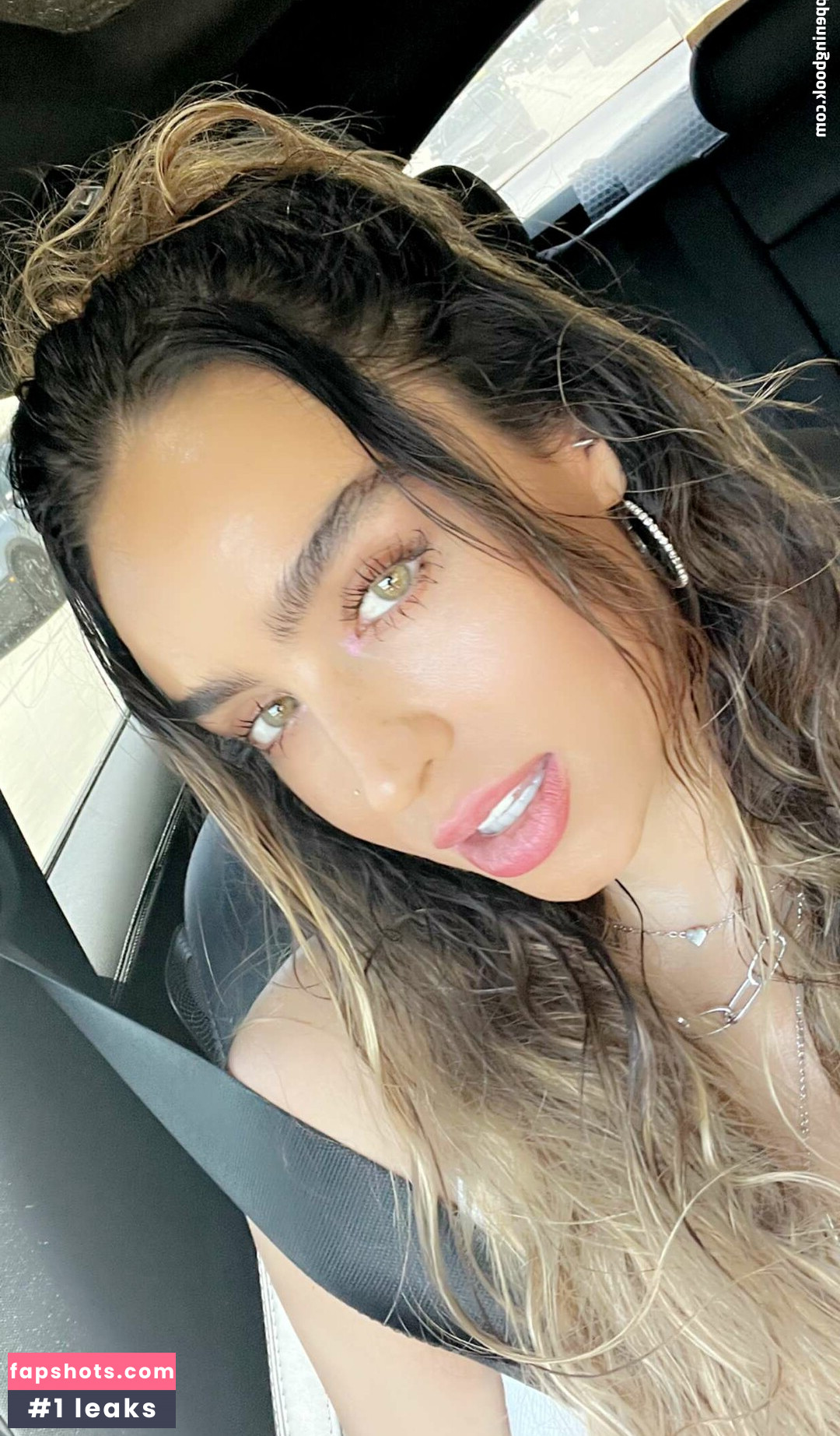 Sommer Ray gallery photo #541