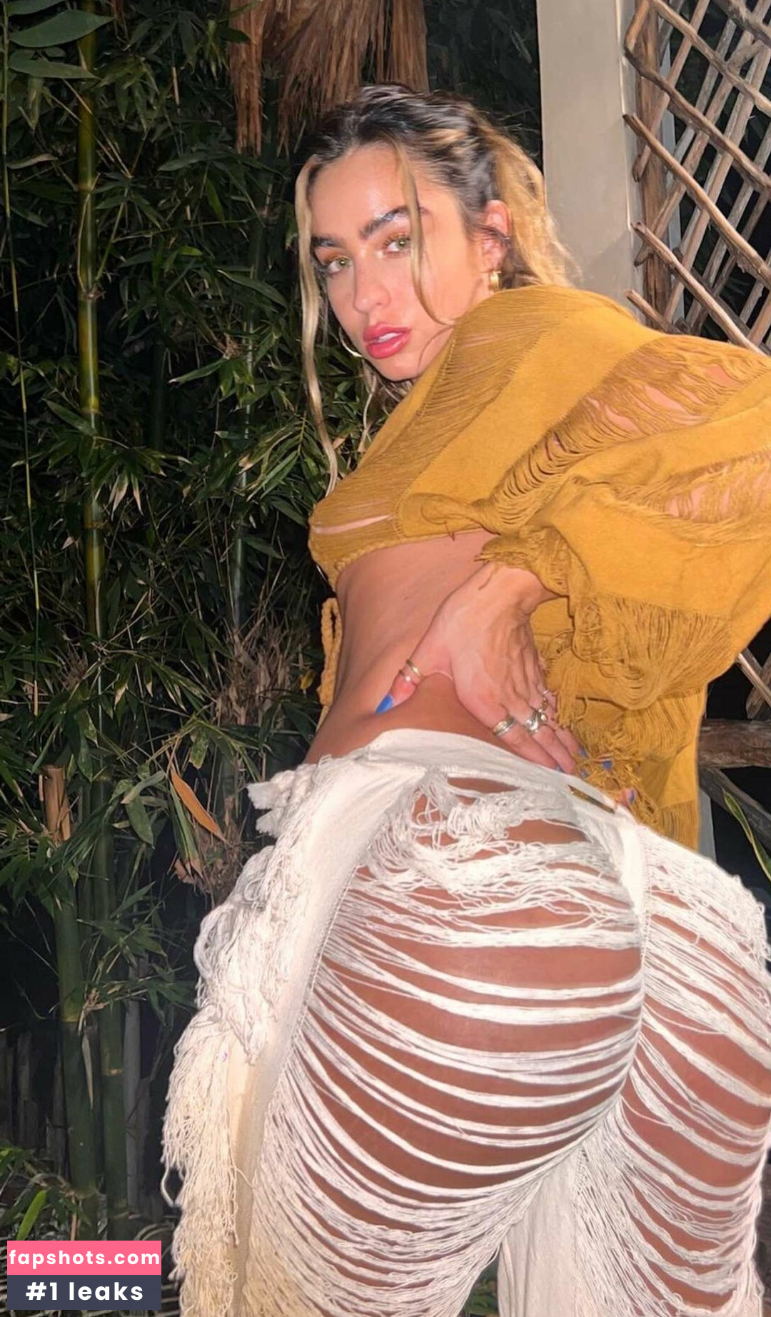 Sommer Ray gallery photo #588