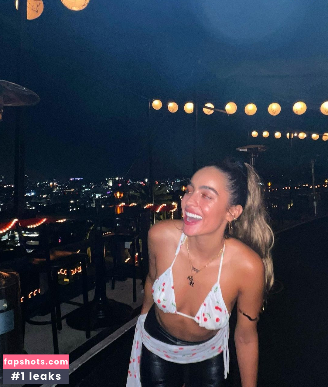Sommer Ray gallery photo #705