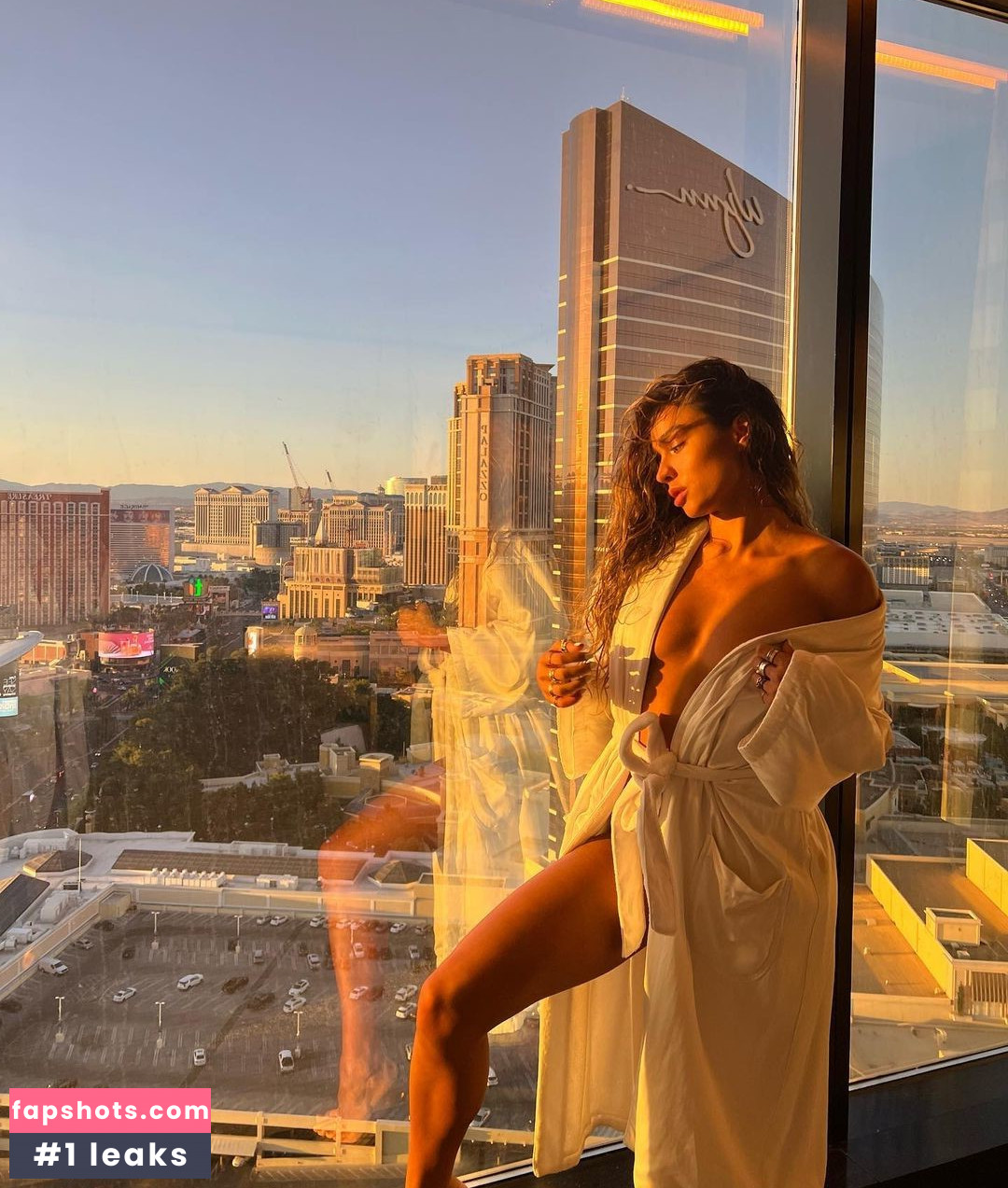 Sommer Ray gallery photo #706