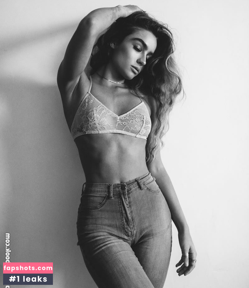 Sommer Ray gallery photo #744