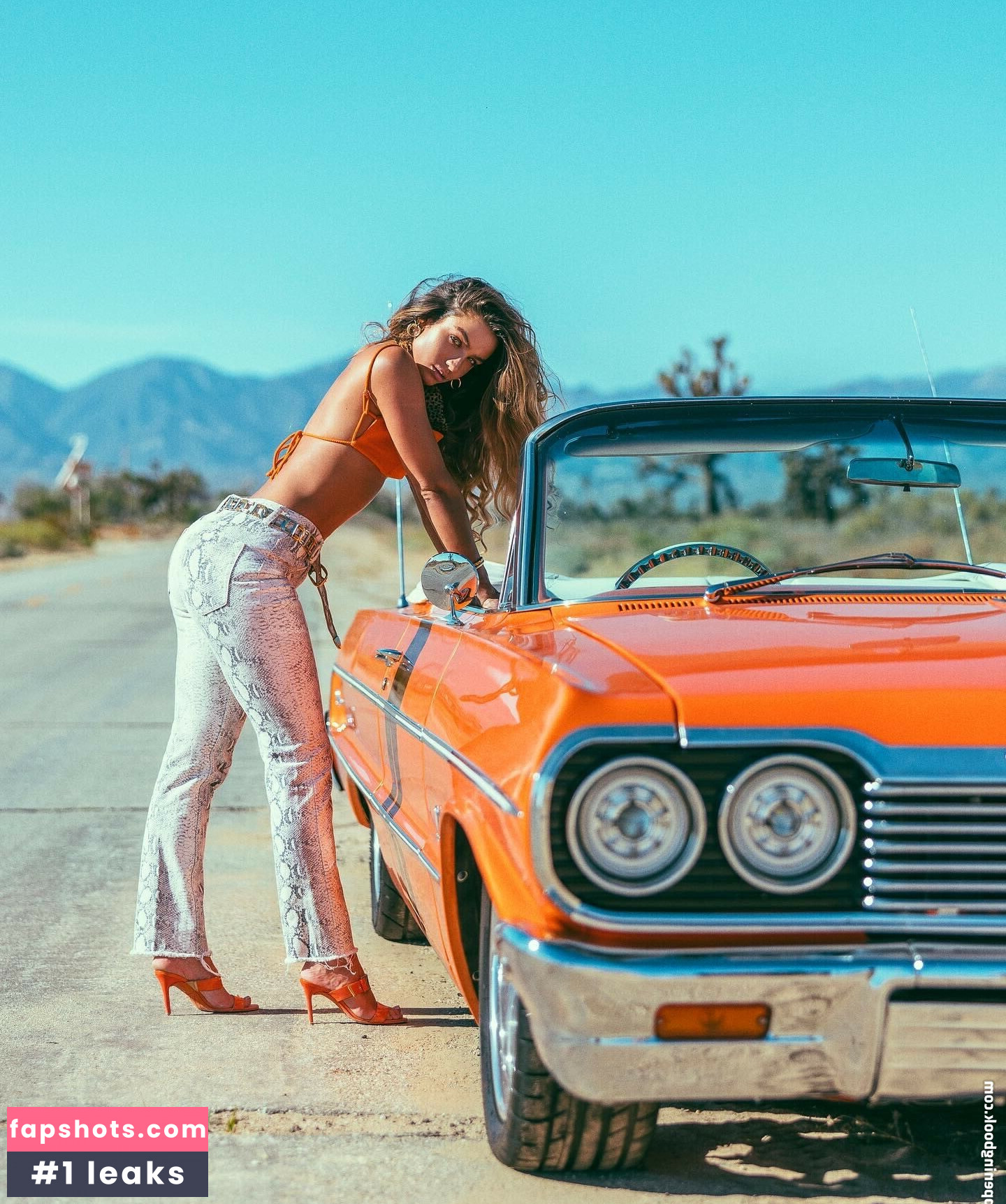 Sommer Ray gallery photo #10