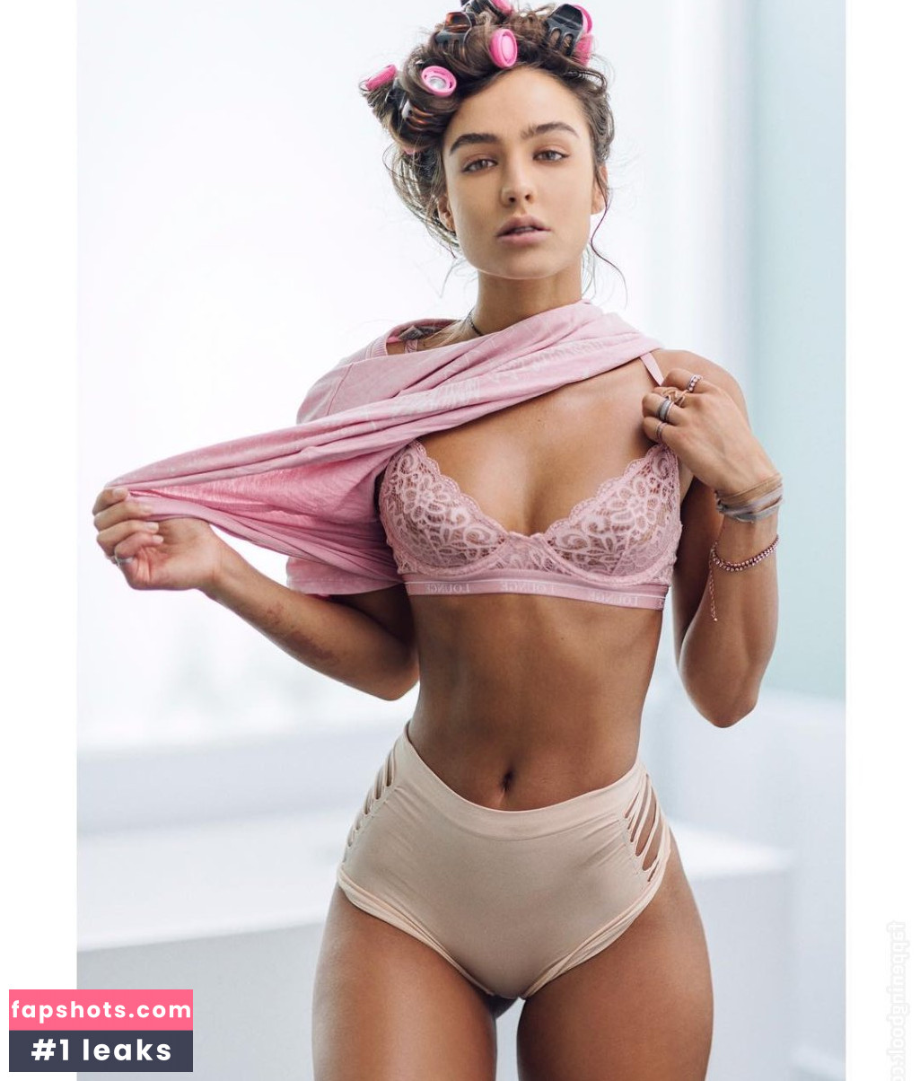 Sommer Ray gallery photo #946