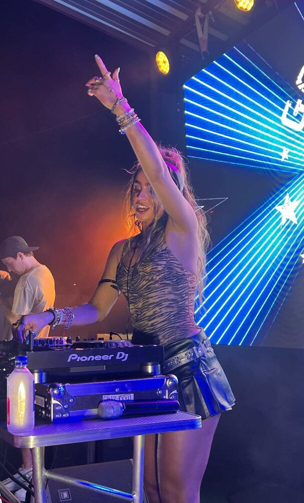 sommer-ray gallery photo #1666