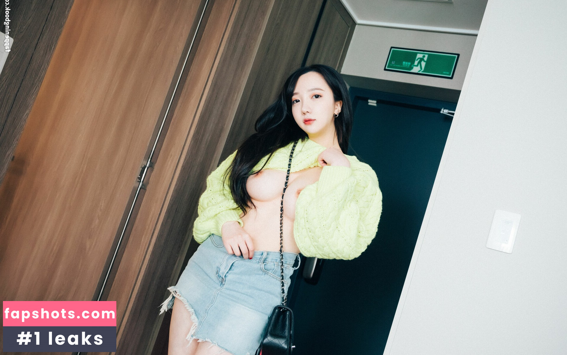 Son Ye Eun gallery photo #106