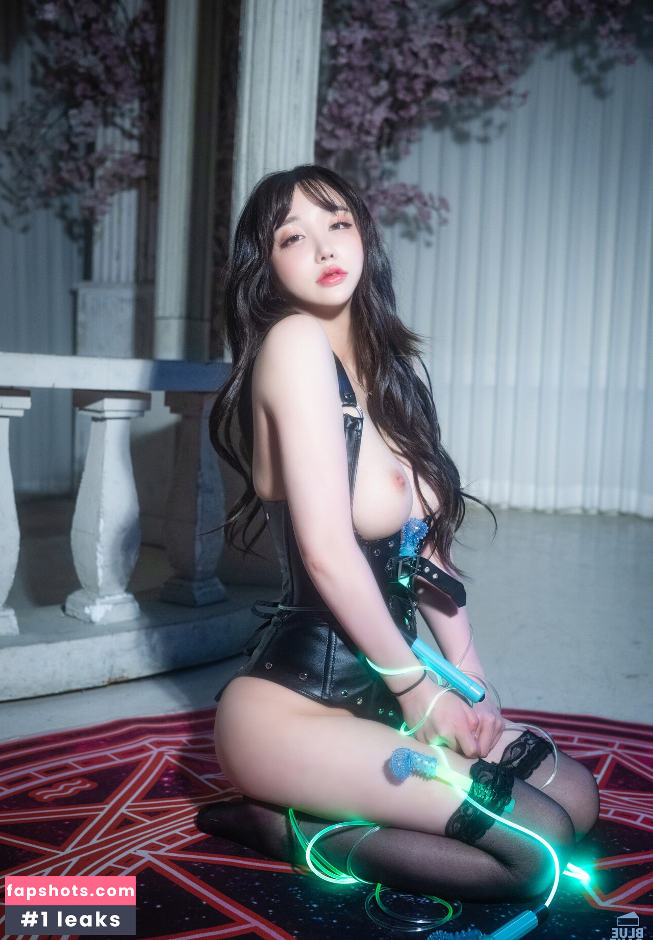 Son Ye Eun gallery photo #12