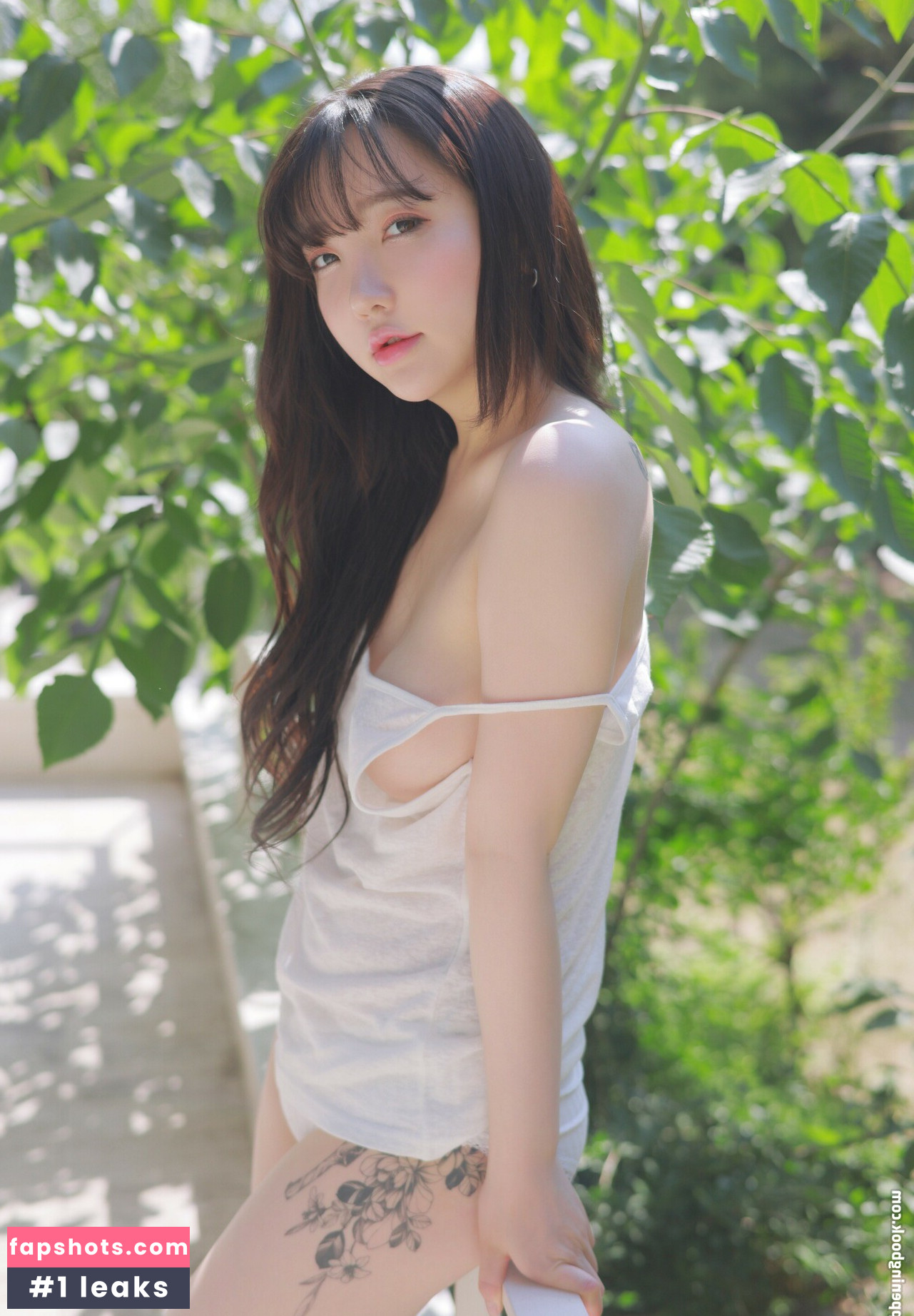 Son Ye Eun gallery photo #151