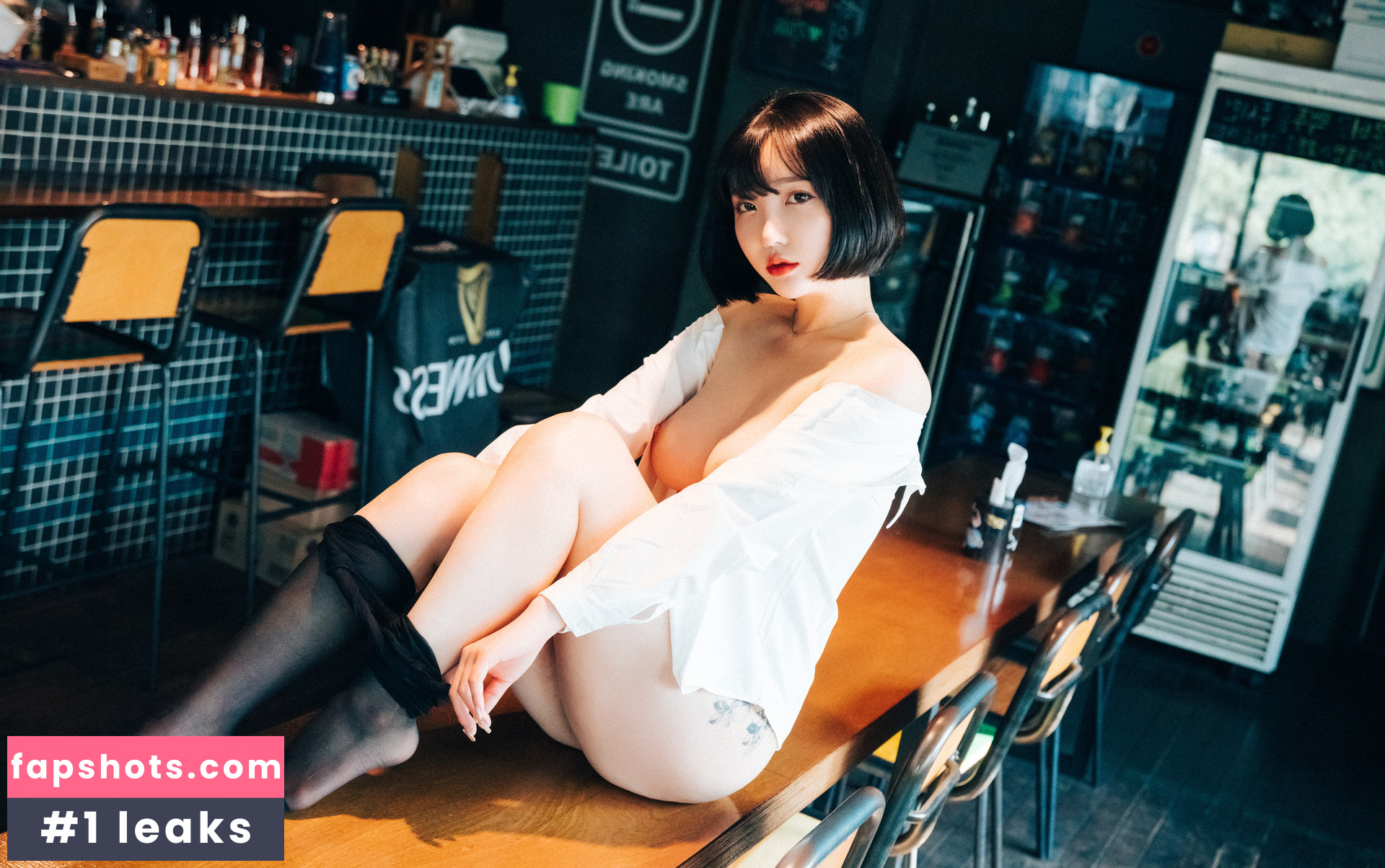 Son Ye Eun gallery photo #160